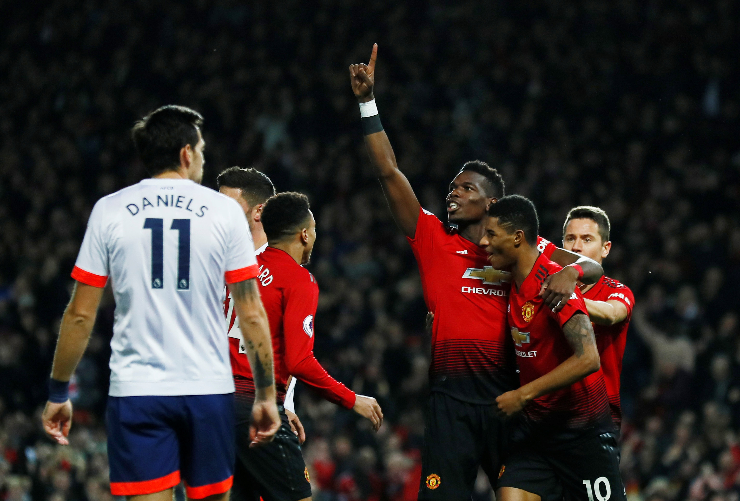 塔伦表现稳 塔伦表现稳