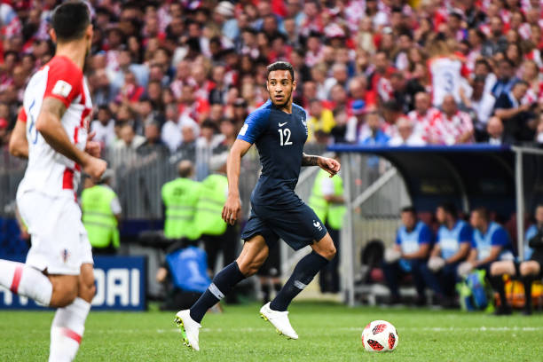 其中德甲豪 其中德甲豪