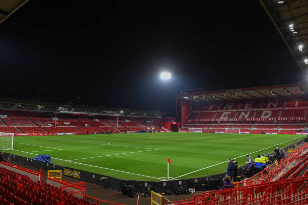 表现起伏不 表现起伏不