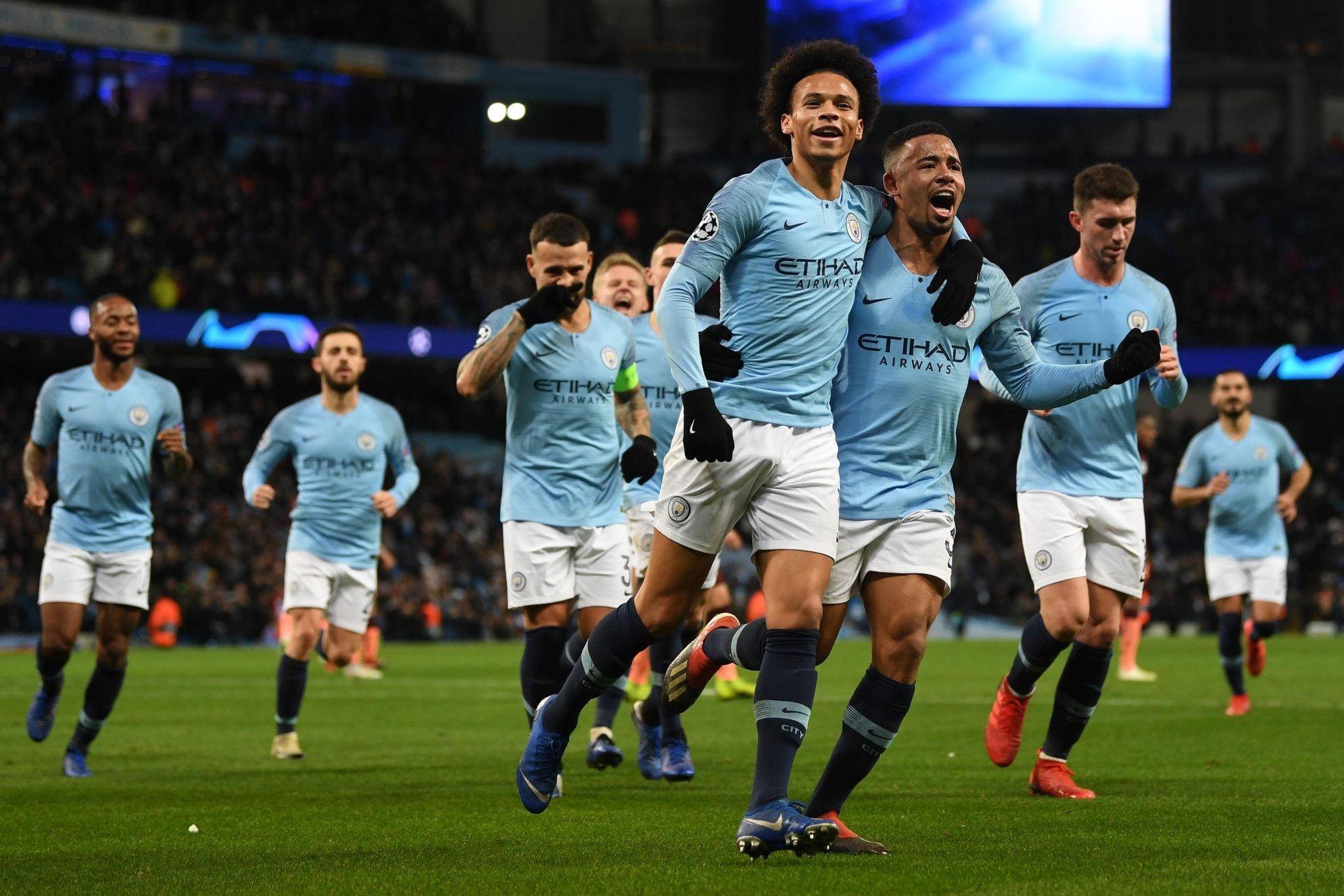 付出巨大的 付出巨大的